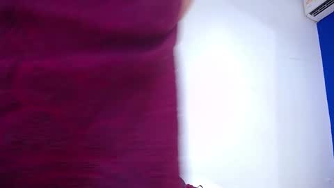 Snapshot of juicy_bignipples18 chatting on 12-12-24, 05:15 juicy_bignipples18 online show from 12-12-24, 05:15