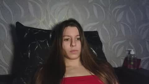 laura online show from 11-28-25, 12:08