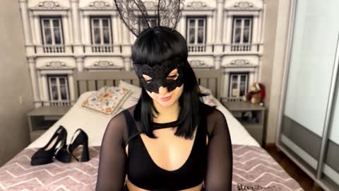 Lizzy online show from 01-19-26, 11:47