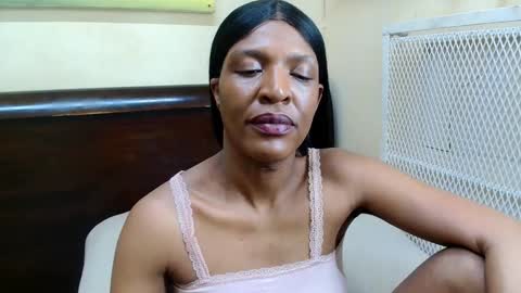 Snapshot of juicykayxxx chatting on 09-09-25, 07:02 Miss Kay online show from 09-09-25, 07:02