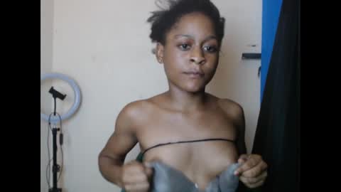 juicynwetx online show from 02-23-25, 04:57