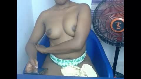 juicynwetx online show from 12-02-25, 06:03