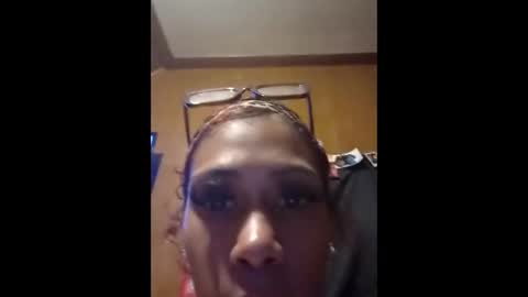 Snapshot of juicyslutx chatting on 12-13-25, 08:36 juicyslutx online show from 12-13-25, 08:36