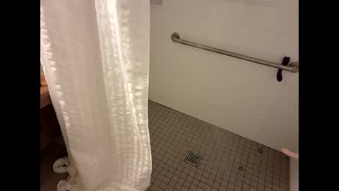 juicystraw online show from 10-19-25, 11:55