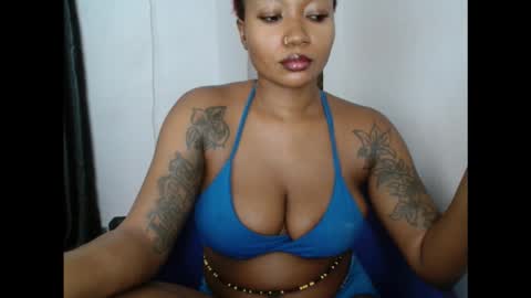 juicyxpink online show from 09-16-25, 01:12