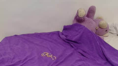 juicyxpink online show from 03-24-26, 07:57