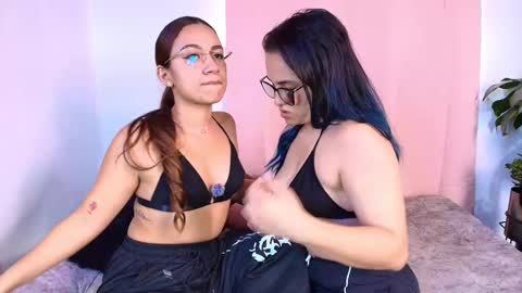 Jules and Gia online show from 01-31-26, 07:11