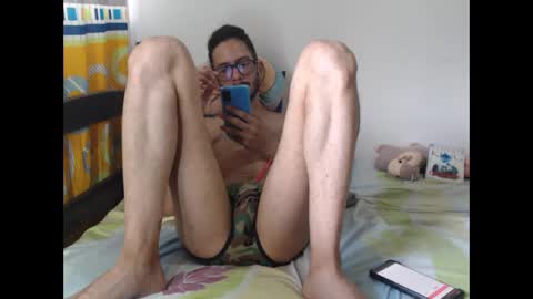 Julfigo online show from 10-24-25, 03:08