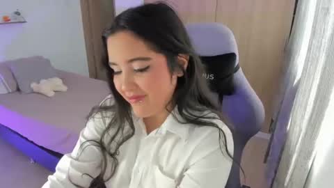 juli_santos_22 online show from 01-13-25, 03:58