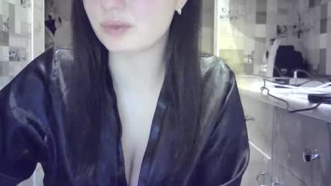 julia69009 online show from 02-07-25, 12:20