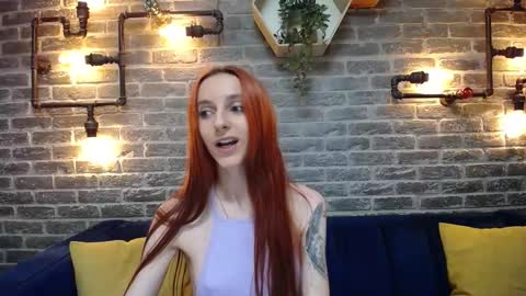 Snapshot of julia__jae chatting on 10-15-25, 06:35 JuliaJae online show from 10-15-25, 06:35