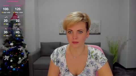 Julia online show from 12-18-24, 06:53