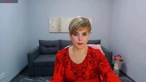 Snapshot of julia_wilsons chatting on 02-04-26, 01:06 Julia online show from 02-04-26, 01:06
