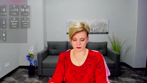 Snapshot of julia_wilsons chatting on 02-13-26, 12:56 Julia online show from 02-13-26, 12:56