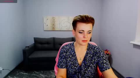 Snapshot of julia_wilsons chatting on 02-16-26, 06:53 Julia online show from 02-16-26, 06:53