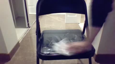 Snapshot of julian6446 chatting on 02-04-25, 01:56 julian6446 online show from 02-04-25, 01:56