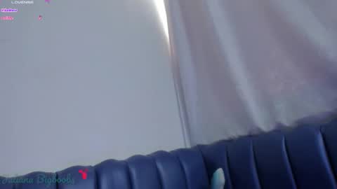 Snapshot of juliana_bigboobs chatting on 11-28-25, 07:05 Juliana online show from 11-28-25, 07:05