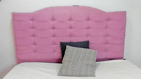 Snapshot of juliana_ls chatting on 11-26-25, 03:24 Juliana online show from 11-26-25, 03:24