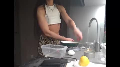 julianagold1 online show from 01-03-25, 08:11