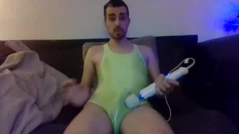 julianjj2001 online show from 12-29-24, 02:17