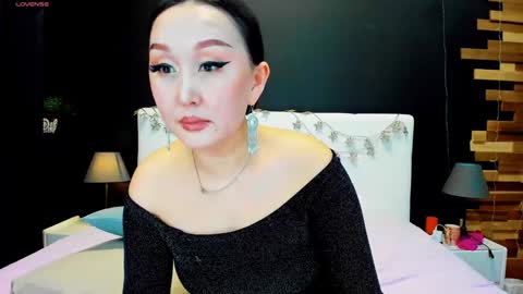 Julianna online show from 02-04-25, 11:27