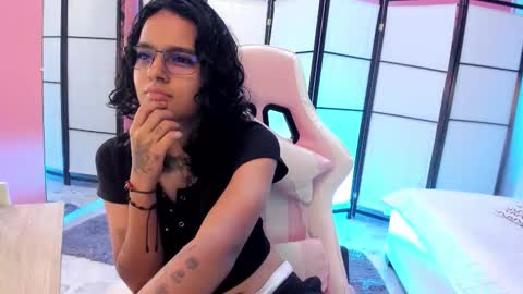 julianne_7 online show from 02-28-26, 08:32