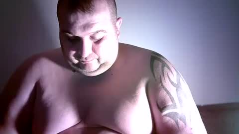 Snapshot of julianoparno chatting on 12-01-24, 08:20 Juliano online show from 12-01-24, 08:20