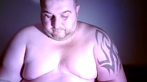 Snapshot of julianoparno chatting on 12-23-24, 01:18 Juliano online show from 12-23-24, 01:18