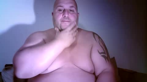 Snapshot of julianoparno chatting on 10-01-25, 11:11 Juliano online show from 10-01-25, 11:11