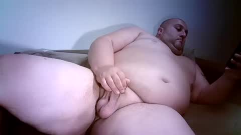 Snapshot of julianoparno chatting on 10-23-25, 02:05 Juliano online show from 10-23-25, 02:05