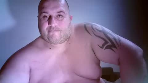 Snapshot of julianoparno chatting on 10-24-25, 02:08 Juliano online show from 10-24-25, 02:08