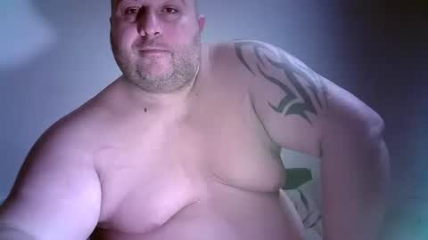 Snapshot of julianoparno chatting on 11-11-25, 11:27 Juliano online show from 11-11-25, 11:27