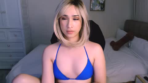 juliarichards online show from 12-05-25, 02:09