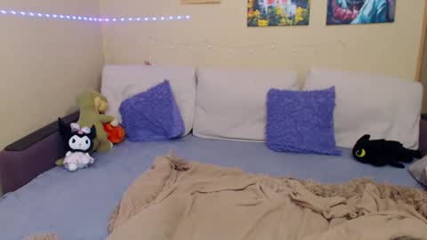 Jul online show from 02-11-25, 07:16