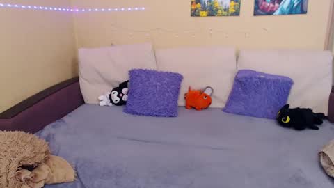 Jul online show from 02-16-25, 10:32