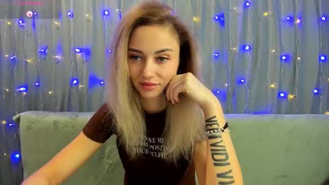 Yulya online show from 11-25-25, 03:17