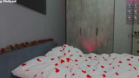 julidropp online show from 02-23-25, 11:58