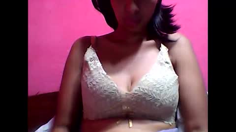 julie0612 online show from 02-12-25, 04:01