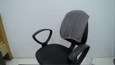 Snapshot of julie9x chatting on 10-03-25, 09:34 julie9x online show from 10-03-25, 09:34