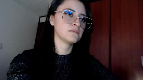 Snapshot of julie_autmn_ chatting on 03-07-25, 10:21 yules online show from 03-07-25, 10:21