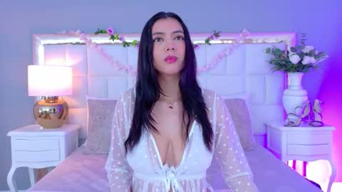 Juliet Bennet online show from 10-09-25, 05:16