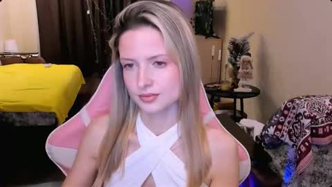 Julie online show from 01-17-26, 03:17