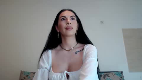Snapshot of julie_queenxx chatting on 02-11-26, 07:13 julie_queenxx online show from 02-11-26, 07:13