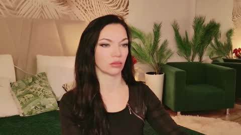 Snapshot of juliehill chatting on 02-18-26, 07:26 juliehill online show from 02-18-26, 07:26