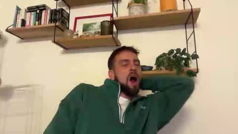 Snapshot of julien13240 chatting on 11-29-25, 07:06 Frenchguy online show from 11-29-25, 07:06