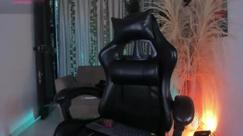 Julien online show from 05-13-26, 11:18