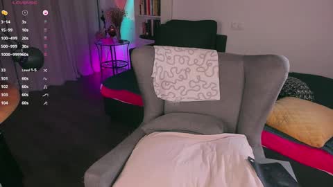 Juliet online show from 01-14-25, 07:11