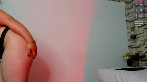 Snapshot of julieta_333 chatting on 03-08-25, 05:11 julieta_333 online show from 03-08-25, 05:11