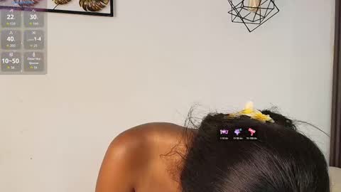 Snapshot of julieta_aguilar chatting on 10-30-25, 08:53 Juli online show from 10-30-25, 08:53