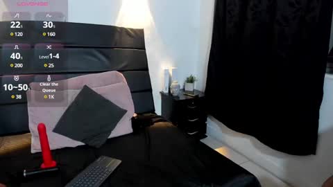 Snapshot of julieta_coopeer_ chatting on 01-09-25, 10:20 Julieta online show from 01-09-25, 10:20